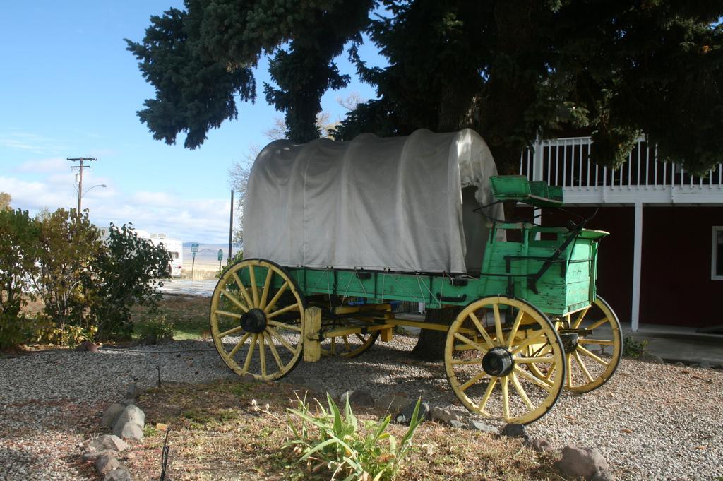 Jnr Hotel Cedarville エクステリア 写真
