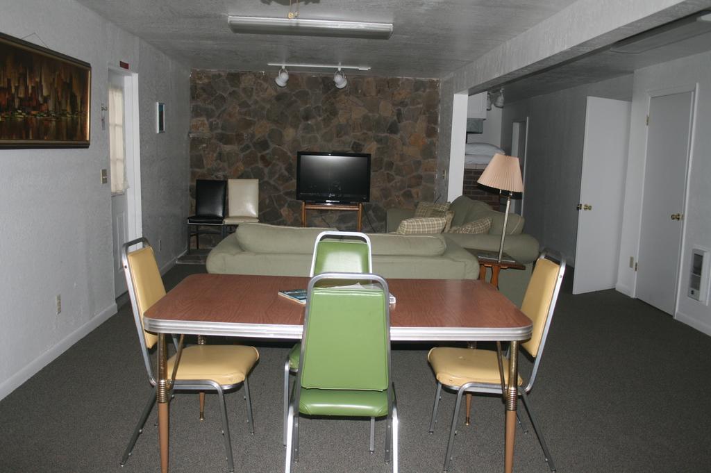 Jnr Hotel Cedarville 部屋 写真